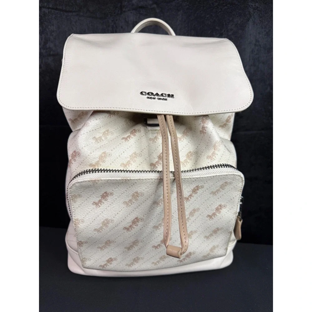 Coach Court Backpack Signature Horse and Carriage Chalk White Leather C4135